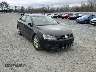 2014 Volkswagen Jetta Sedan SE w/Connectivity with VIN 3VWD07AJXEM209099, listed as a Copart auction lot 45860565 with 111,046 mi miles and Salvage Title. Bid and sale history available at carsss.com. Image 10.