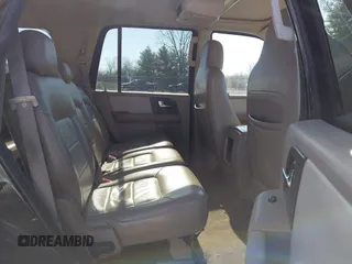 2005 Ford Expedition Eddie Bauer with VIN 1FMFU18575LA43580, listed as a IAAI auction lot 41838176 with 222,967 mi miles. Bid and sale history available at carsss.com. Image 8.