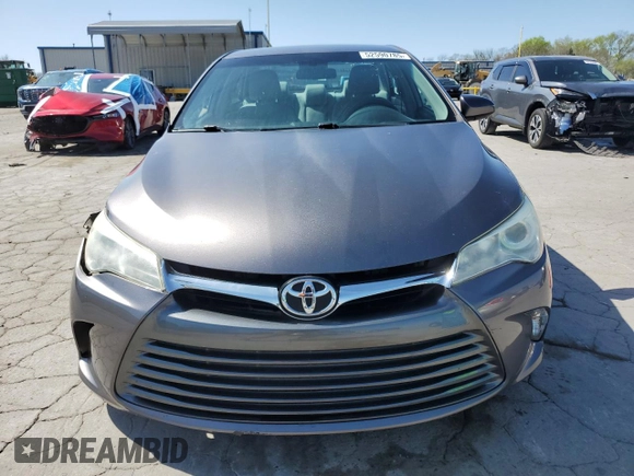 2015 Toyota Camry XLE with VIN 4T4BF1FKXFR473476, listed as a Copart auction lot 52590785 with 62,312 mi miles and Salvage Title. Bid and sale history available at carsss.com. Image 5.