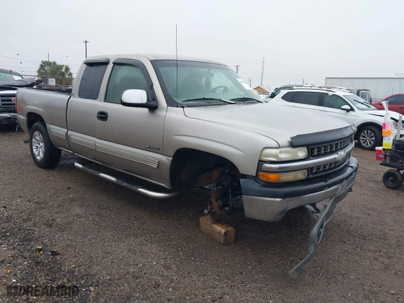 2000 Chevrolet Silverado 1500 LT with VIN 1GCEK19T4YE178639, listed as a IAAI auction lot 41397830 with 289,674 mi miles. Bid and sale history available at carsss.com. Image 1.