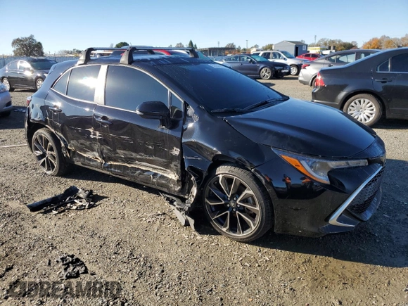 2020 Toyota Corolla Hatchback XSE with VIN JTNC4RBE7L3099400, listed as a Copart auction lot 82152384 with 60,695 mi miles and Salvage Title. Bid and sale history available at carsss.com. Image 4.