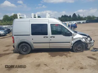 2013 Ford Transit Connect XLT z VIN NM0LS6BN4DT146146, wystawiony jako IAAI lot #42278080 z przebiegiem 254 750 mil mil oraz . Historia ofert i sprzedaży dostępna na DreamBid. Obrazek 14.