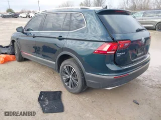 2019 Volkswagen Tiguan SE with VIN 3VV2B7AX1KM154435, listed as a IAAI auction lot 41740969 with 103,310 mi miles. Bid and sale history available at carsss.com. Image 3.