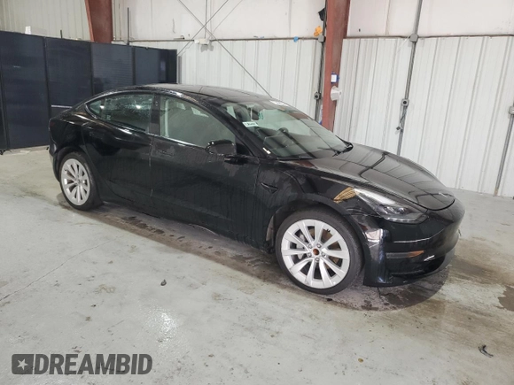 2022 Tesla Model 3 z VIN 5YJ3E1EA1NF286584, wystawiony jako Copart lot #48597405 z przebiegiem 83 340 mil mil oraz Czysty tytuł • Clean title. Historia ofert i sprzedaży dostępna na DreamBid. Obrazek 4.