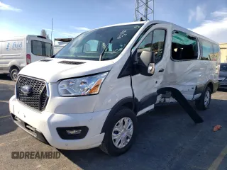 2021 Ford Transit Passenger XL with VIN 1FBAX2Y87MKA12733, listed as a Copart auction lot 38611124 with 83,542 mi miles and Salvage Title. Bid and sale history available at carsss.com. Image 1.
