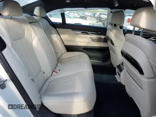2018 BMW 7 Series 740i with VIN WBA7E2C55JG742869, listed as a Copart auction lot 52317095 with 0 mi miles and Salvage Title. Bid and sale history available at carsss.com. Image 10.