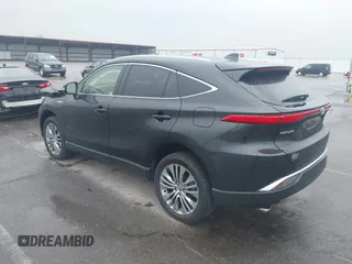 2021 Toyota Venza LE with VIN JTEAAAAH3MJ063486, listed as a IAAI auction lot 41800679 with 75,475 mi miles and . Bid and sale history available at carsss.com. Image 3.