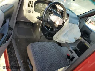1998 Ford Ranger XL with VIN 1FTYR14U8WTA57100, listed as a Copart auction lot 82651024 with 116,247 mi miles and Salvage Title. Bid and sale history available at carsss.com. Image 8.
