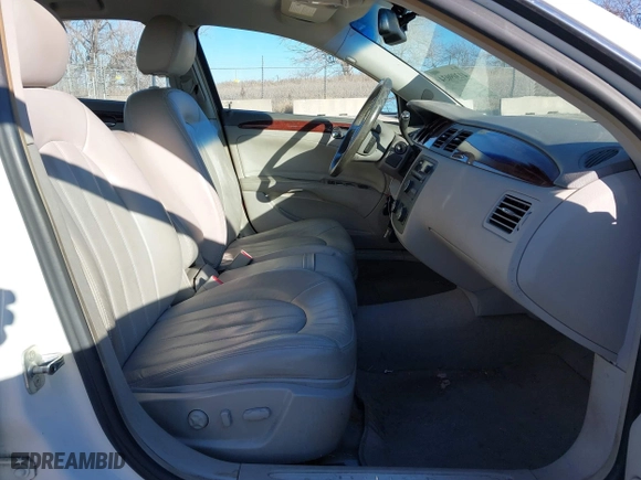 2006 Buick Lucerne CXL with VIN 1G4HR57Y86U179175, listed as a IAAI auction lot 41309034 with 97,969 mi miles. Bid and sale history available at carsss.com. Image 5.