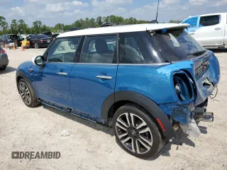 2023 MINI Hardtop 4 Door Cooper S with VIN WMW53DK07P2T87451, listed as a Copart auction lot 71447054 with 2,825 mi miles and Salvage title. Bid and sale history available at DreamBid. Image 2.