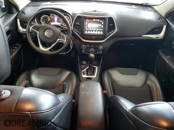 2017 Jeep Cherokee Trailhawk z VIN 1C4PJMBB2HW517312, wystawiony jako Copart lot #60502005 z przebiegiem 99 998 mil mil oraz Szkoda całkowita • Salvage title. Historia ofert i sprzedaży dostępna na DreamBid. Obrazek 8.