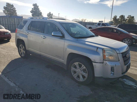 2010 GMC Terrain SLT-2 with VIN 2CTALHEW4A6382697, listed as a Copart auction lot 43835405 with 172,924 mi miles and Salvage Title. Bid and sale history available at carsss.com. Image 4.