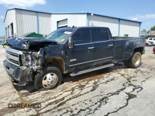 2019 Chevrolet Silverado 3500HD High Country with VIN 1GC4KYEY1KF159943, listed as a Copart auction lot 63991964 with 151,930 mi miles and Salvage Title. Bid and sale history available at carsss.com. Image 1.