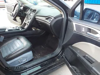 2018 Ford Fusion S with VIN 3FA6P0G70JR262570, listed as a IAAI auction lot 41726472 with 77,658 mi miles. Bid and sale history available at carsss.com. Image 5.