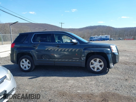 2013 GMC Terrain SLE with VIN 2GKFLREK7D6389186, listed as a IAAI auction lot 41727643 with 180,562 mi miles. Bid and sale history available at carsss.com. Image 13.