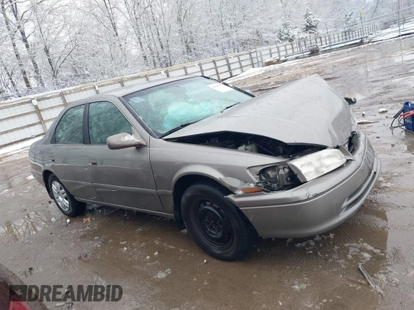 2001 Toyota Camry CE with VIN 4T1BG22K11U036462, listed as a IAAI auction lot 41606683 with 217,077 mi miles and . Bid and sale history available at DreamBid. Image 1.