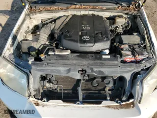 2006 Toyota 4Runner SR5 with VIN JTEZU14R568063918, listed as a Copart auction lot 47247695 with 235,096 mi miles and Non Repairable. Bid and sale history available at carsss.com. Image 13.
