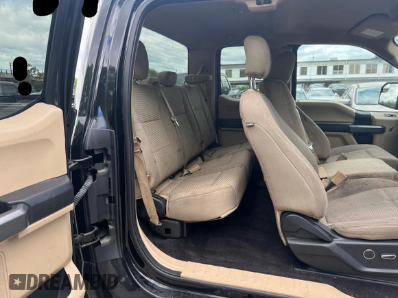 2018 Ford F-150 XL z VIN 1FTEX1CB0JKF17440, wystawiony jako Copart lot #57720105 z przebiegiem 168 009 mil mil oraz Czysty tytuł • Clean title. Historia ofert i sprzedaży dostępna na DreamBid. Obrazek 6.