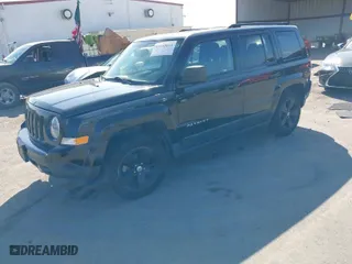 2017 Jeep Patriot Sport with VIN 1C4NJPBB4HD120589, listed as a IAAI auction lot 41645811 with 123,600 mi miles. Bid and sale history available at carsss.com. Image 2.