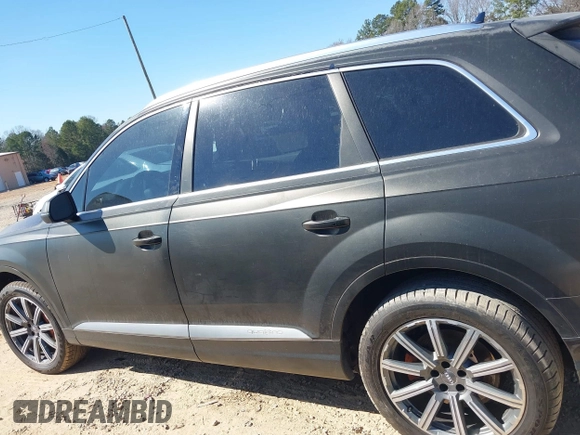 2017 Audi Q7 Premium Plus z VIN WA1LAAF76HD047018, wystawiony jako IAAI lot #41657235 z przebiegiem 159 375 mil mil oraz . Historia ofert i sprzedaży dostępna na DreamBid. Obrazek 14.