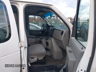2010 Ford Econoline Passenger XL с VIN 1FBSS3BL6ADA81371, выставлен на аукционе IAAI как лот 41192772 с пробегом 154 886 миль миль и . История ставок и продаж доступна на DreamBid. Изображение 5.