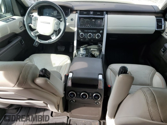 2018 Land Rover Discovery HSE Luxury with VIN SALRT2RV2JA053571, listed as a Copart auction lot 51611845 with 69,863 mi miles and Clean Title. Bid and sale history available at carsss.com. Image 8.