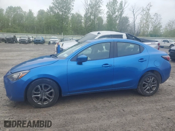 2019 Toyota Yaris L z VIN 3MYDLBYV3KY507165, wystawiony jako Copart lot #57951855 z przebiegiem 55 476 mil mil oraz Szkoda całkowita • Salvage title. Historia ofert i sprzedaży dostępna na DreamBid. Obrazek 1.