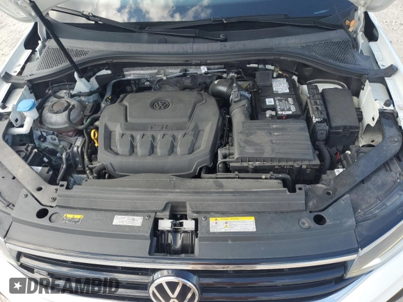 2022 Volkswagen Tiguan SE R-Line Black with VIN 3VVCB7AX1NM080975, listed as a Copart auction lot 56099945 with 42,376 mi miles and Salvage title. Bid and sale history available at DreamBid. Image 12.