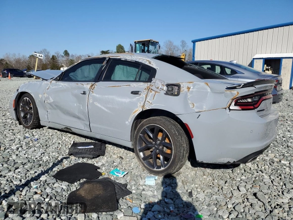 2021 Dodge Charger SXT with VIN 2C3CDXBG0MH682579, listed as a Copart auction lot 51630705 with 46,843 mi miles and Salvage Title. Bid and sale history available at DreamBid. Image 3.