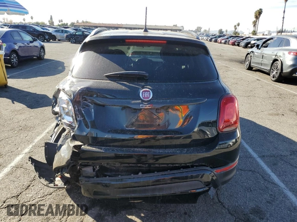2018 FIAT 500X Trekking z VIN ZFBCFXCB8JP707103, wystawiony jako Copart lot #80532284 z przebiegiem 55 400 mil mil oraz Szkody całkowita. Historia ofert i sprzedaży dostępna na DreamBid. Obrazek 6.