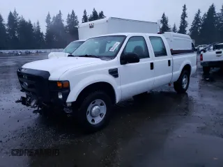 2008 Ford F-250 XL z VIN 1FTSW20598EA41367, wystawiony jako Copart lot #84403714 z przebiegiem 45 136 mil mil oraz Szkoda całkowita • Salvage title. Historia ofert i sprzedaży dostępna na DreamBid. Obrazek 1.