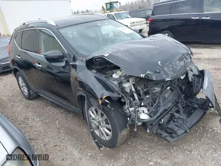 2017 Nissan Rogue S with VIN KNMAT2MT0HP576752, listed as a IAAI auction lot 41599440 with 101,253 mi miles. Bid and sale history available at carsss.com. Image 1.