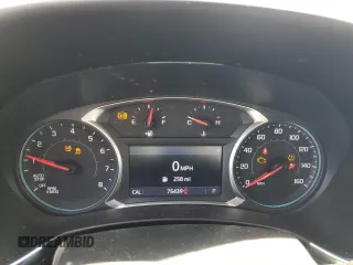 2021 Chevrolet Equinox Premier z VIN 2GNAXXEV9M6115343, wystawiony jako Copart lot #56357955 z przebiegiem 75 439 mil mil oraz Szkoda całkowita • Salvage title. Historia ofert i sprzedaży dostępna na DreamBid. Obrazek 9.