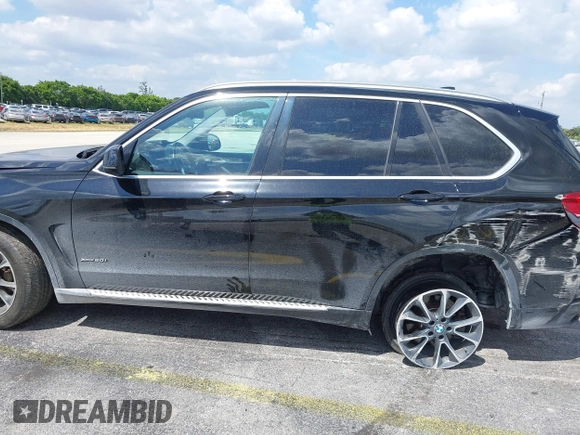 2016 BMW X5 xDrive50i with VIN 5UXKR6C51G0J81658, listed as a IAAI auction lot 41801382 with 34,572 mi miles. Bid and sale history available at carsss.com. Image 15.