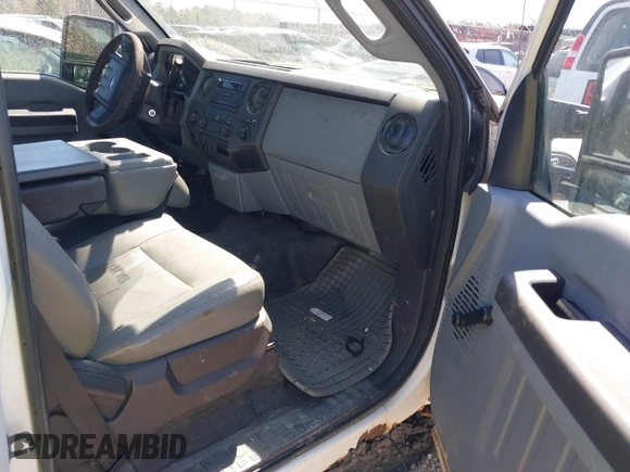 2012 Ford F-250 XLT with VIN 1FTBF2BT9CEA50753, listed as a IAAI auction lot 41793162 with 92,214 mi miles and . Bid and sale history available at DreamBid. Image 5.