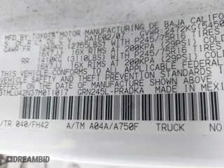 2007 Toyota Tacoma with VIN 3TMLU42N37M011017, listed as a IAAI auction lot 41949797 with 227,638 mi miles. Bid and sale history available at carsss.com. Image 9.