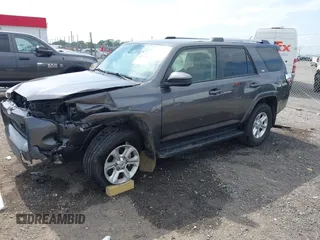 2022 Toyota 4Runner SR5 with VIN JTEMU5JR4N6003161, listed as a IAAI auction lot 42412172 with 67,533 mi miles and . Bid and sale history available at DreamBid. Image 20.