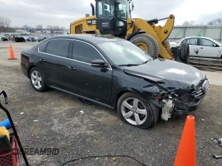 2015 Volkswagen Passat SE с VIN 1VWBS7A35FC007017, выставлен на аукционе Copart как лот 81090344 с пробегом 133 751 миль миль и На запчасти • Non repairable. История ставок и продаж доступна на DreamBid. Изображение 4.