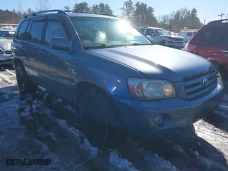 2006 Toyota Highlander w/3rd Row with VIN JTEEP21A760145674, listed as a IAAI auction lot 41567831 with 213,051 mi miles. Bid and sale history available at carsss.com. Image 1.