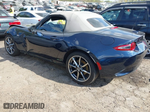 2021 Mazda MX-5 Miata Grand Touring с VIN JM1NDAD79M0457032, выставлен на аукционе IAAI как лот 41931348 с пробегом 47 874 миль миль и . История ставок и продаж доступна на DreamBid. Изображение 3.