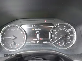 2022 Mitsubishi Outlander ES z VIN JA4J3TA88NZ015201, wystawiony jako IAAI lot #42264912 z przebiegiem 78 601 mil mil oraz . Historia ofert i sprzedaży dostępna na DreamBid. Obrazek 7.