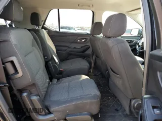 2020 Chevrolet Traverse LT Cloth z VIN 1GNERGKW3LJ161292, wystawiony jako Copart lot #50519275 z przebiegiem 71 369 mil mil oraz Szkoda całkowita • Salvage title. Historia ofert i sprzedaży dostępna na DreamBid. Obrazek 11.