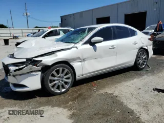 2020 Mazda 3 Premium with VIN JM1BPBEM6L1172348, listed as a Copart auction lot 52538225 with 53,698 mi miles and Non repairable. Bid and sale history available at DreamBid. Image 1.
