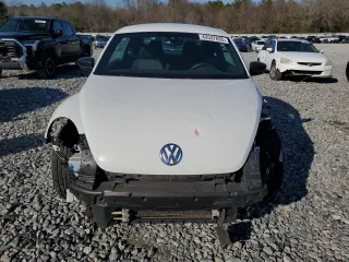 2016 Volkswagen Beetle with VIN 3VWF07AT8GM630252, listed as a Copart auction lot 43537635 with 94,350 mi miles and Salvage Title. Bid and sale history available at DreamBid. Image 5.