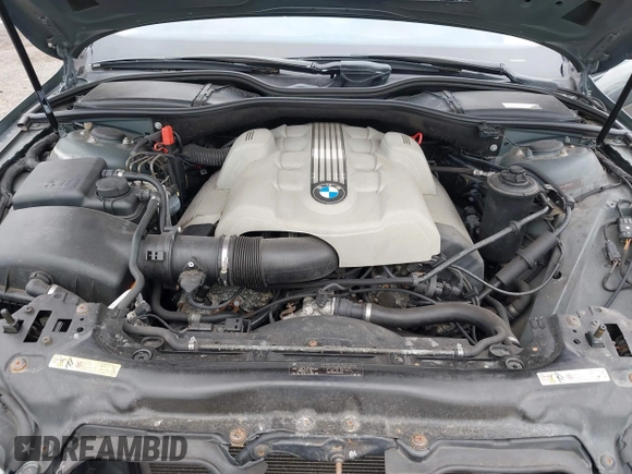 2005 BMW 7 Series 745Li with VIN WBAGN63595DS56807, listed as a IAAI auction lot 42018921 with 128,230 mi miles and . Bid and sale history available at carsss.com. Image 10.