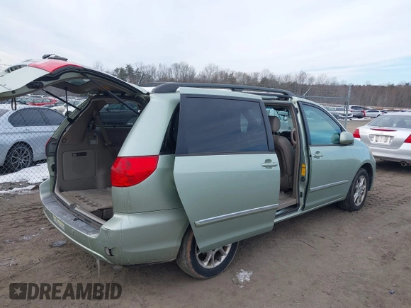 2006 Toyota Sienna XLE with VIN 5TDZA22C76S568016, listed as a IAAI auction lot 41391293 with 192,339 mi miles. Bid and sale history available at carsss.com. Image 4.