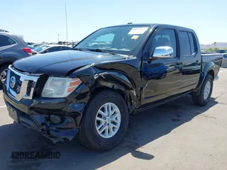 2016 Nissan Frontier SV z VIN 1N6AD0ER0GN702023, wystawiony jako IAAI lot #41975440 z przebiegiem 74 559 mil mil oraz . Historia ofert i sprzedaży dostępna na DreamBid. Obrazek 6.