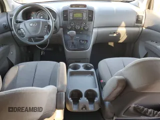 2011 Kia Sedona LX with VIN KNDMG4C76B6398313, listed as a Copart auction lot 77766494 with 244,988 mi miles and Salvage Title. Bid and sale history available at carsss.com. Image 8.
