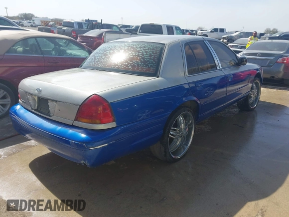 1999 Ford Crown Victoria Police z VIN 2FAFP71W5XX192230, wystawiony jako IAAI lot #41629743 z przebiegiem 170 510 mil mil oraz . Historia ofert i sprzedaży dostępna na DreamBid. Obrazek 4.