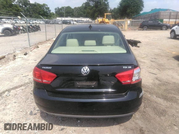 2012 Volkswagen Passat SE z VIN 1VWBN7A30CC073400, wystawiony jako IAAI lot #42284473 z przebiegiem 144 782 mil mil oraz . Historia ofert i sprzedaży dostępna na DreamBid. Obrazek 16.
